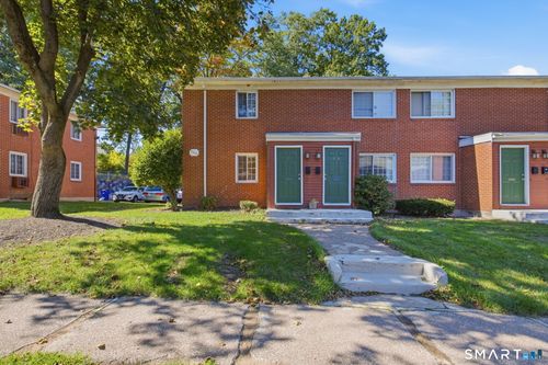 72-444 Middle Turnpike W, Manchester, CT, 06040 | Card Image