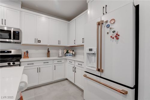 3239 Railhead Crossing Ave, Henderson, NV, 89044-1878 | Card Image