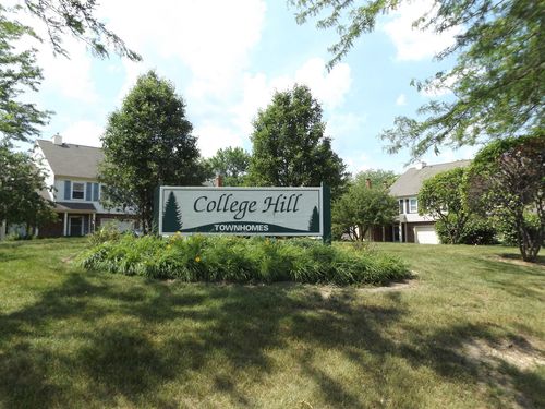 601 College Dr, Schaumburg, IL, 60173-5790 | Card Image