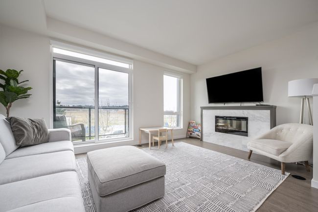 137 - 4738 Hemlock Way, Townhouse with 3 bedrooms, 2 bathrooms and 2 parking in Tsawwassen BC | Image 3