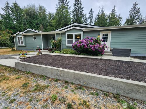 889 Sandell Rd, Camano Island, WA, 98282-7048 | Card Image