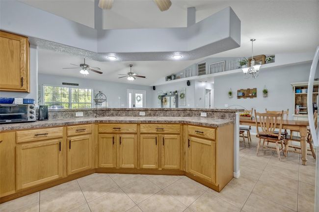 Kitchen | Image 12