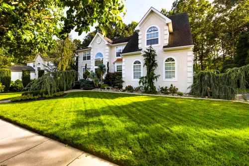 267 Churchill Dr, EGG HARBOR TOWNSHIP, NJ, 08234-8004 | Card Image