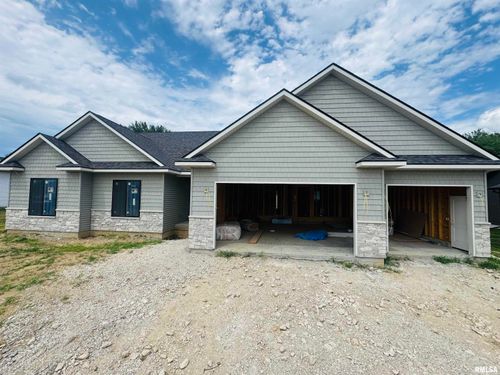 313 Linda Ln, Riverdale, IA, 52722-3274 | Card Image