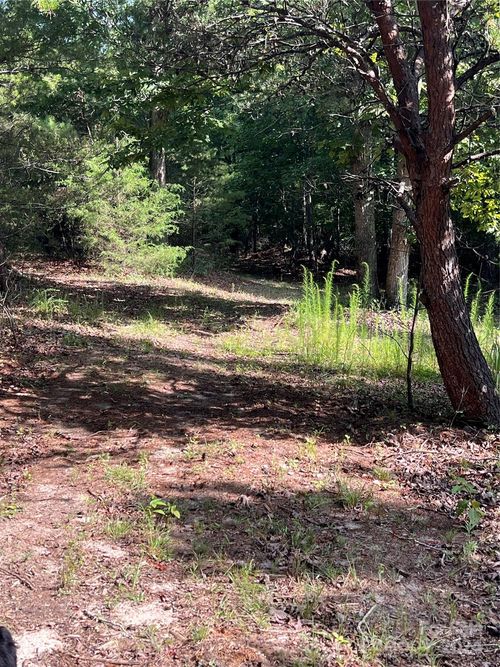 3-9999 Moore Rd, Tryon, NC, 28782 | Card Image