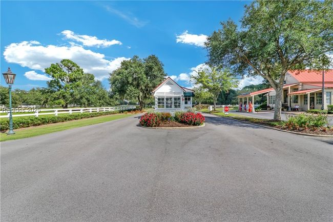 24 Carrier Blf, House other with 5 bedrooms, 5 bathrooms and null parking in Bluffton SC | Image 70
