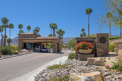 73438 Foxtail Ln, Palm Desert, CA, 92260-6832 | Card Image