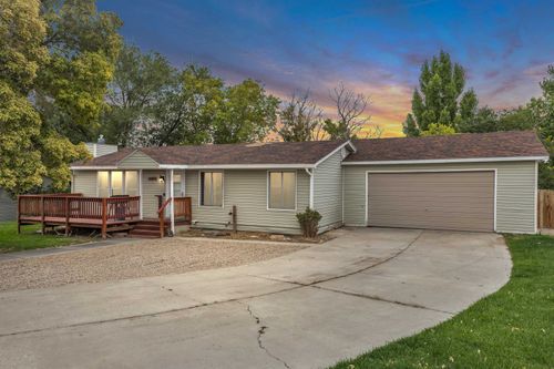 1415 Winterview Dr, Green River, WY, 82935-5449 | Card Image