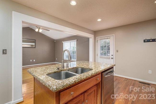 1505 Angela Ct - Kitchen | Image 8