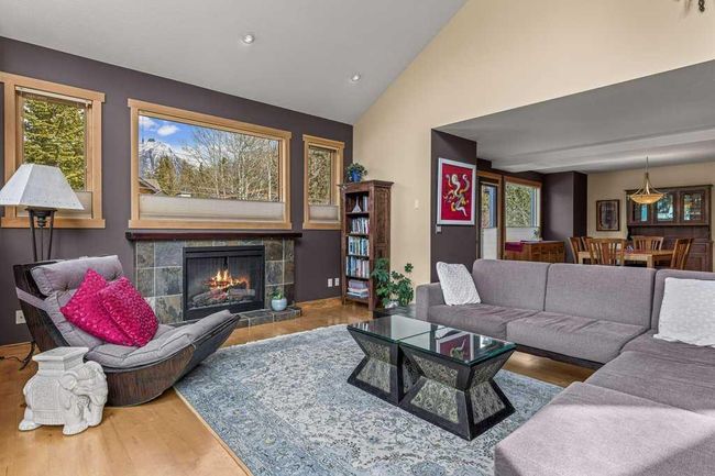 506 5 Avenue, Home with 4 bedrooms, 2 bathrooms and 4 parking in Canmore AB | Image 8