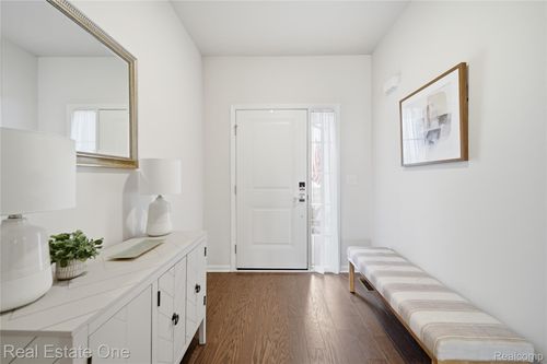 8155 Alyssa Dr, Brighton, MI, 48116-6830 | Card Image