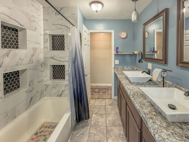 5505 Floria Dr, House other with 3 bedrooms, 3 bathrooms and null parking in Swartz Creek MI | Image 13