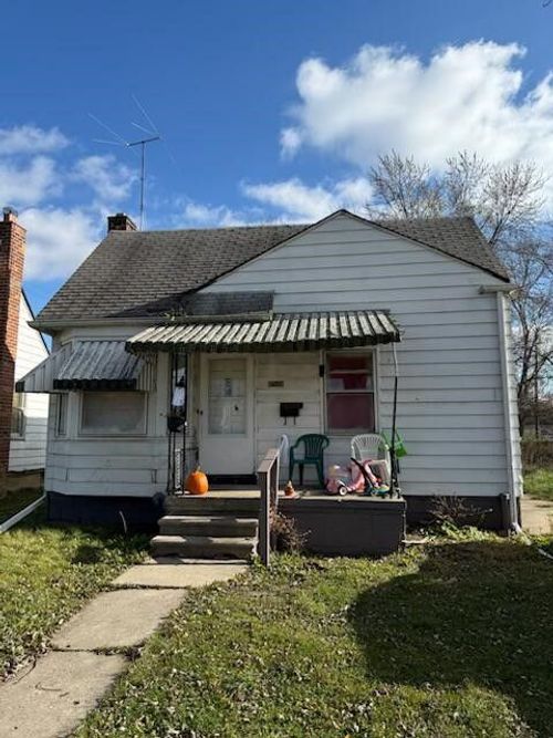 8508 Artesian St, Detroit, MI, 48228-3070 | Card Image