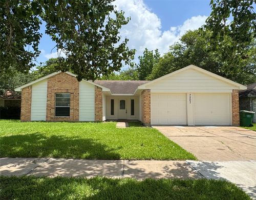 7207 Zieglers Grv, Richmond, TX, 77469-6034 | Card Image