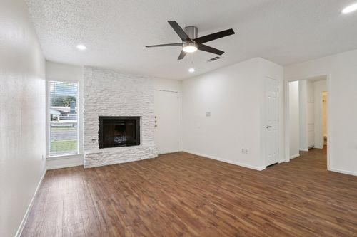 b-1811 Mearns Meadow Blvd, Austin, TX, 78758-5042 | Card Image
