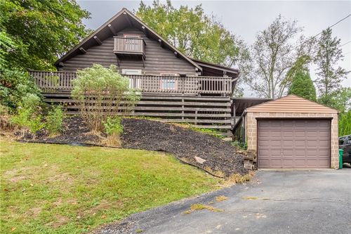 145 Remil Dr, Butler, PA, 16001-2624 | Card Image