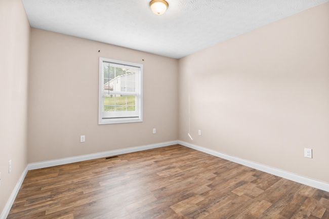 15 April Ln, House other with 5 bedrooms, 2 bathrooms and null parking in Corbin KY | Image 66