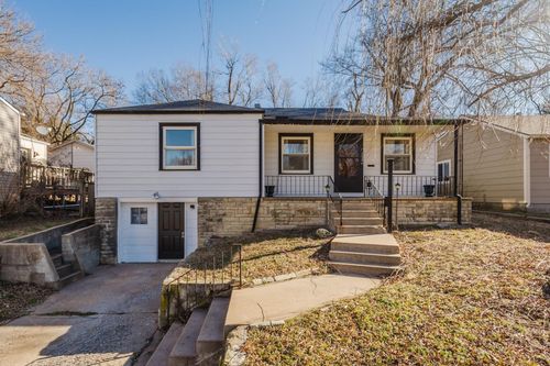 1224 Henry St, Augusta, KS, 67010-1416 | Card Image