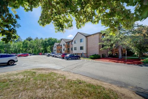 2-5 Lancelot Ct, Salem, NH, 03079-3521 | Card Image
