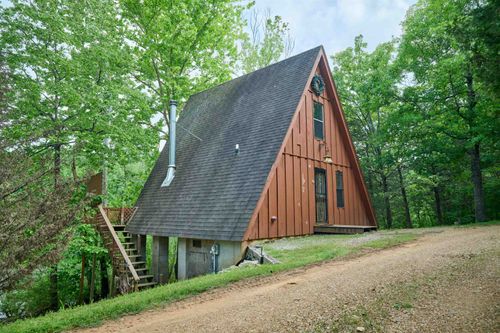 1 Kiwanie Cir, Hardy, AR, 72542-9235 | Card Image