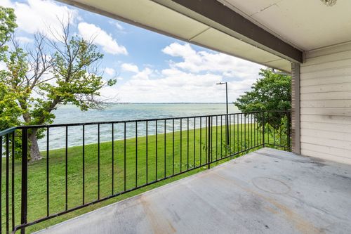 202-4552 Chaha Rd, Garland, TX, 75043-4662 | Card Image