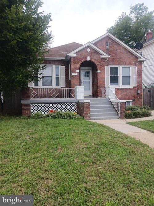 1517 Beaver Heights Ln, CAPITOL HEIGHTS, MD, 20743-1009 | Card Image