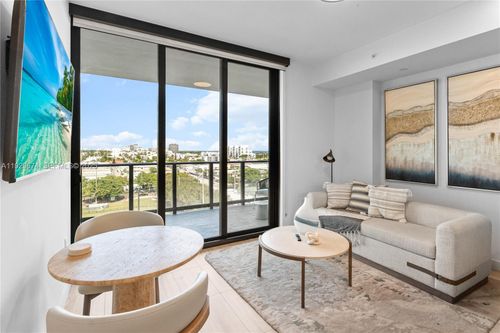 apt-711-580 72nd St, Miami Beach, FL, 33141-3762 | Card Image