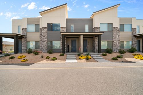 5797 S Carnelian Pkwy, St. George, UT, 84790-1998 | Card Image