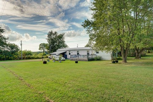 145 W Northview St, Conway, MO, 65632-9647 | Card Image
