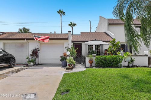 527 Summerset Ct, Indian Harbour Beach, FL, 32937-4051 | Card Image