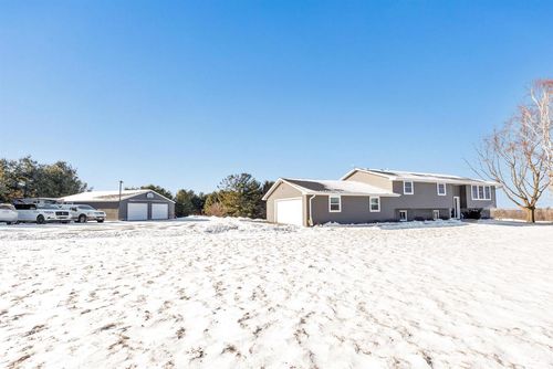 4224 Cth Pp, Rockland, WI, 54115 | Card Image