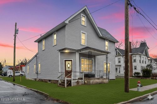 104 Maple St, Clayton, NJ, 08312-1420 | Card Image