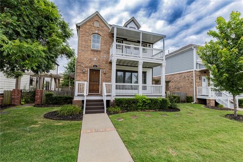 597 N Rupple Rd, Fayetteville, AR, 72704-6016 | Card Image