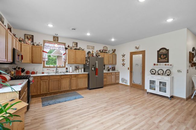 18_18981_247th18_mls.jpg | Image 9