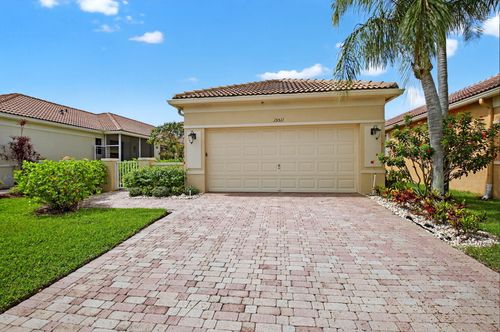 15511 Fiorenza Cir, Delray Beach, FL, 33446-3297 | Card Image