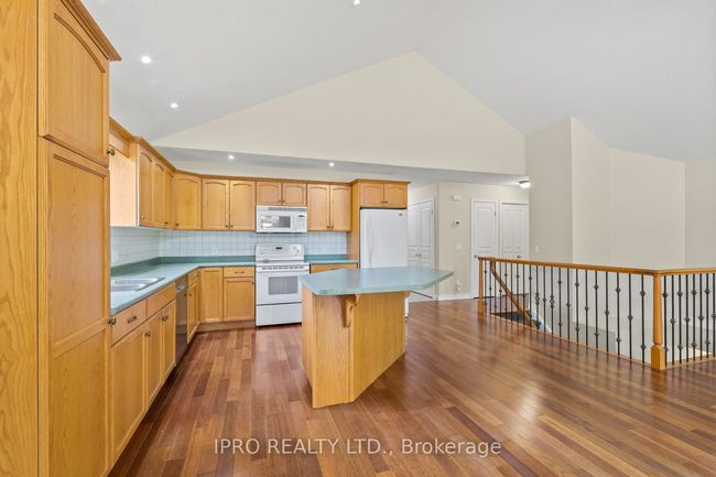 12 - 21 Loretta Dr, Condo with 3 bedrooms, 3 bathrooms and 4 parking in Virgil ON | Image 9