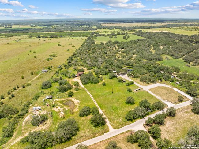 1655 Eichman Rd, House other with 4 bedrooms, 2 bathrooms and null parking in Poteet TX | Image 13