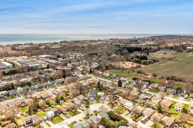 47 Pochon Ave, House other with 4 bedrooms, 3 bathrooms and 4 parking in Port Hope ON | Image 35