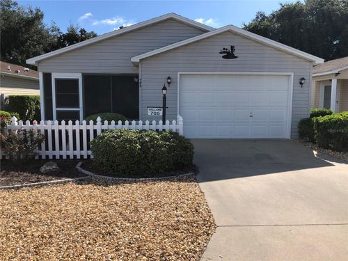 705 Villita Ln, LADY LAKE, FL, 32159-9129 | Card Image