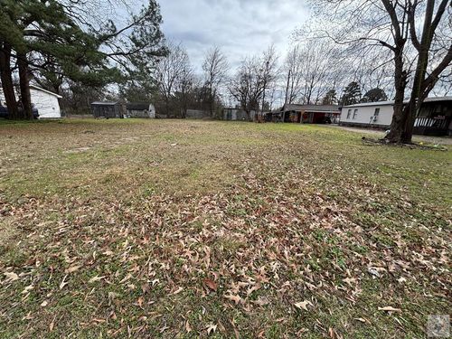 110 E Lion Dr, New Boston, TX, 75570-3212 | Card Image