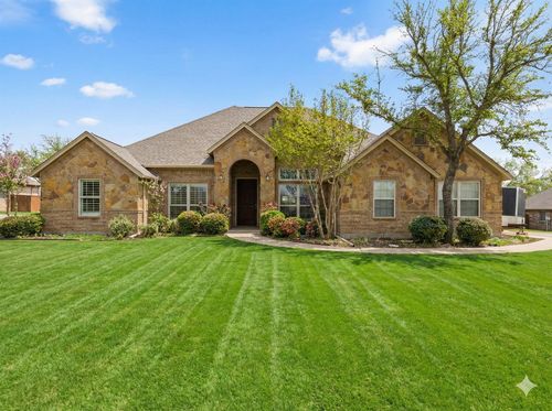 3223 Golden Oaks Cir, Granbury, TX, 76049-2982 | Card Image