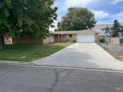 1340 Lawndale Dr, Twin Falls, ID, 83301-3440 | Card Image