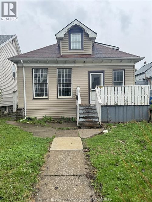 1011 Windsor Ave, Windsor, ON, N9A1K3 | Card Image