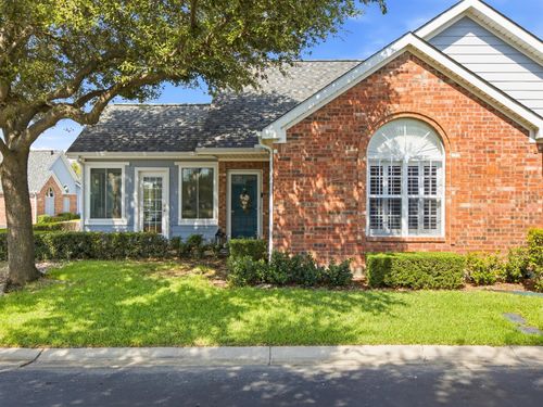 2305 Jennifer Ln, Bedford, TX, 76021-7518 | Card Image