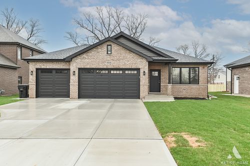 8039 S 85th Ct, Justice, IL, 60458-1432 | Card Image