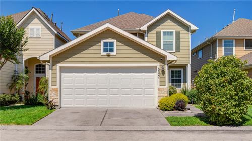 6527 Wilshire Fern, Houston, TX, 77040-4450 | Card Image