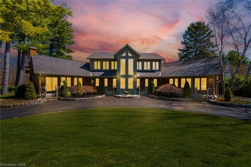 587 Hillcrest Rd, Simcoe, ON, N3Y4K1 | Card Image