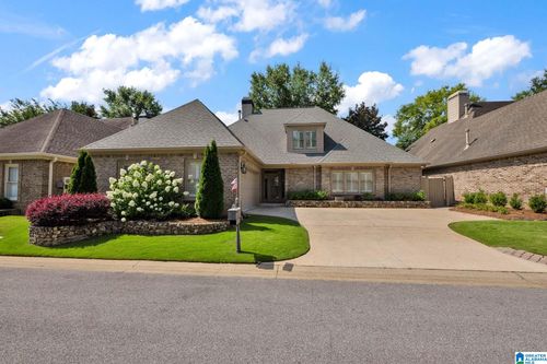 1044 Linkside Dr, Hoover, AL, 35242-6429 | Card Image