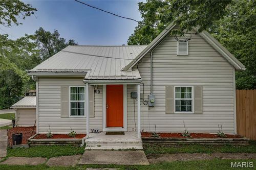 810 Monroe St, Park Hills, MO, 63601-1732 | Card Image