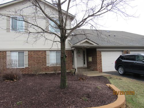 apt-7-1735 Chesapeake Ln, Schaumburg, IL, 60193-5417 | Card Image